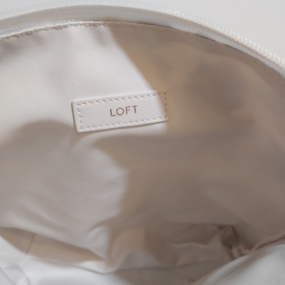 Loft cosmetic bag. - Picture 5 of 5